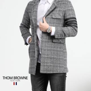 톰브라운 체크 무늬 4바 견장 코트 레플리카 남자 남성 명품 의류